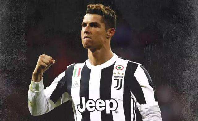 记者：费内巴切有意在冬窗引进罗马前锋多夫比克（据记者报道，费内巴切欲在冬窗签下罗马前锋多夫比克）