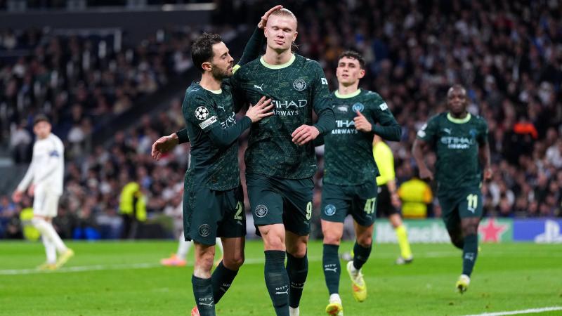 欧冠进球榜更新：莱万连续破门,（欧冠射手榜刷新：莱万连场建功）