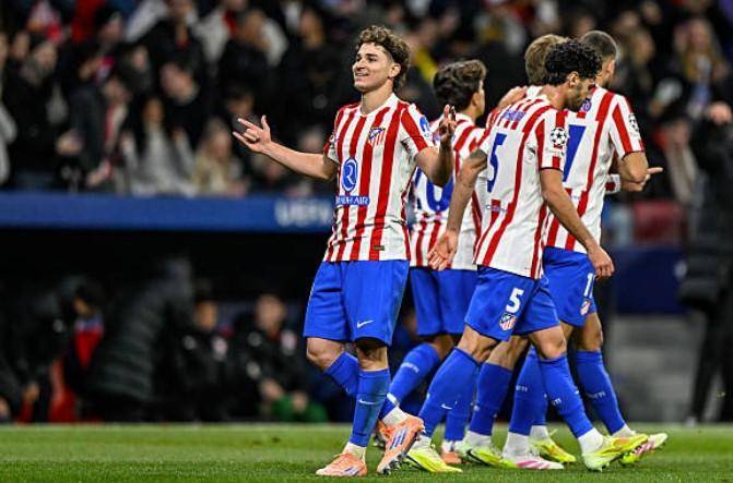 萨里：我们赢米兰是合理的；因西涅就像我儿子，俱乐部会决定（萨里：击败米兰合情合理；因西涅如我儿子，去留由俱乐部决定）